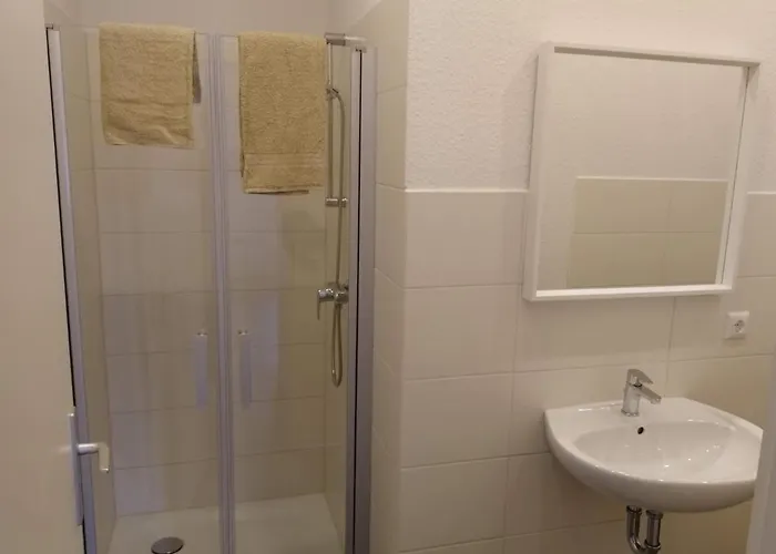 Rum i privatbostad Haupthaus Moeblierte Mit Eigenem Bad